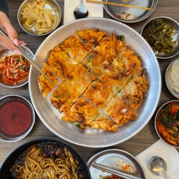 Mukja: My New Favourite Korean Restaurant in Montreal