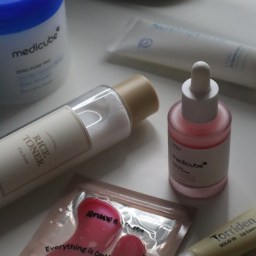 5 Beauty Products I’m Loving Right Now for Glowing Spring Skin